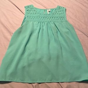 Elle Sleeveless Shirt XL